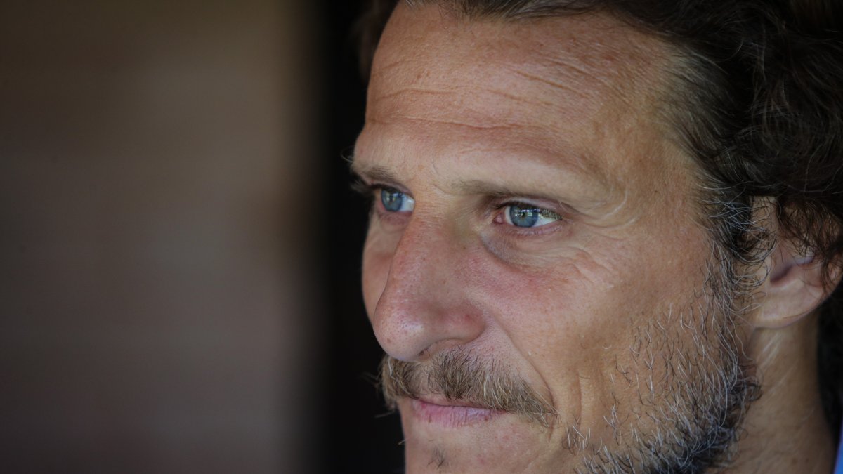 Respecto a Leo Messi, flamante incorporación del equipo parisino, Diego considera que es un cambio con grandes ventajas en lo personal para el argentino.