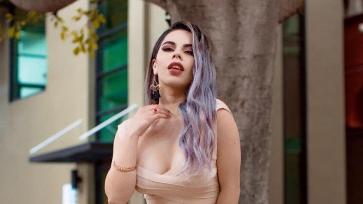 Lizbet negó que la presentadora peruana Laura Bozzo se esconda en su casa.