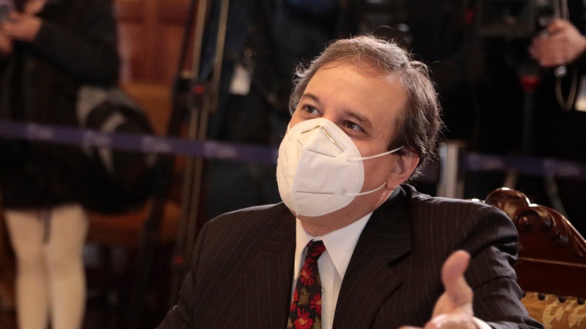 El titular de la cartera de Estado, Simón Cueva, ha anunciado que se socializará la reforma tributaria.