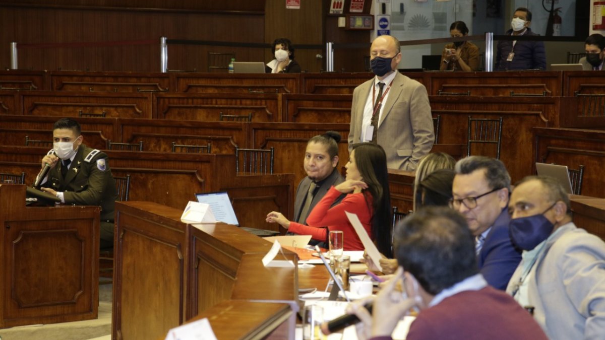 Relatos. La primera jornada de comparecencias se destinó para oír a los policías que actuaron en el operativo en la que se detuvo al defensor.