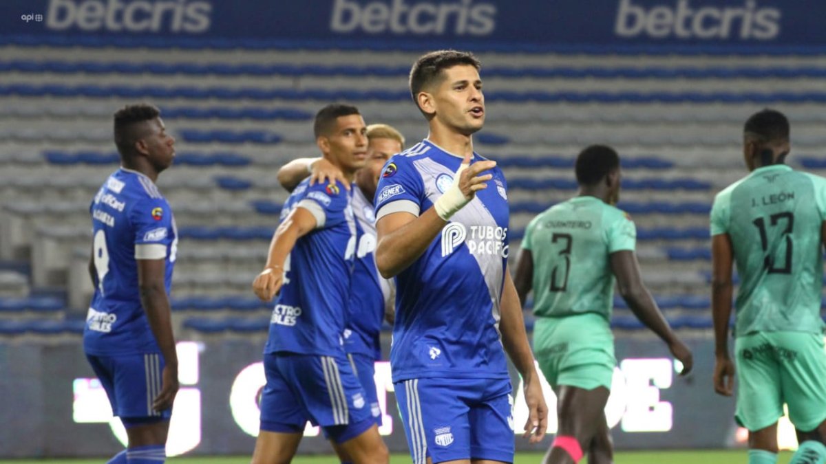 Los eléctricos podrán contar con Facundo Barceló luego de que fuera suspendida la sanción que pesaba sobre el uruguayo.