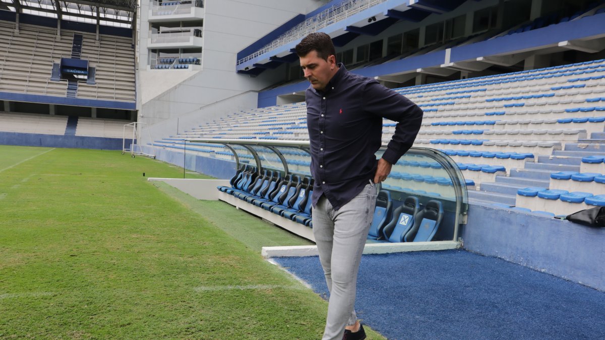 Rescalvo tiene un duro desafío hoy en el Capwell. Emelec necesita ganar para acechar a Independiente.