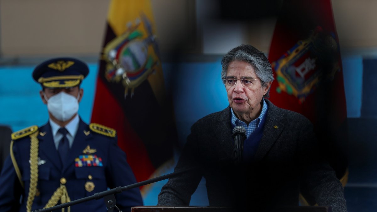 Lasso afrontó la campaña y ahora la Presidencia con una dolencia de la que se mejora.