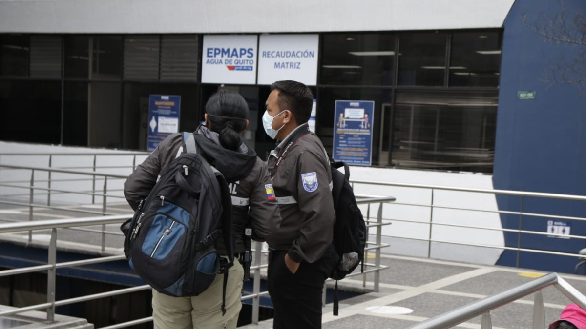 Operativo. Miembros de la Policía y de la Fiscalía ejecutaron un operativo con allanamientos y detenciones.