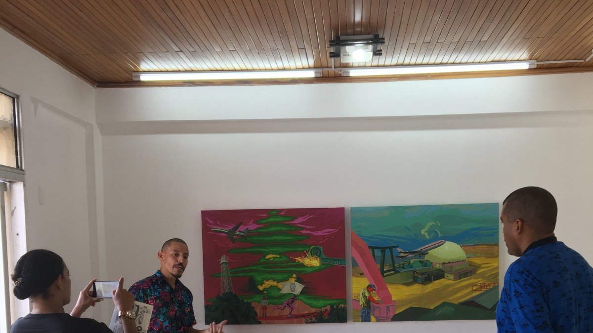 Asistencia. Al menos 400 personas visitaron la muestra pictórica.