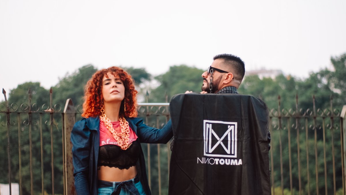 Mare Cevallos usa ropa de creativos ecuatorianos en el programa.