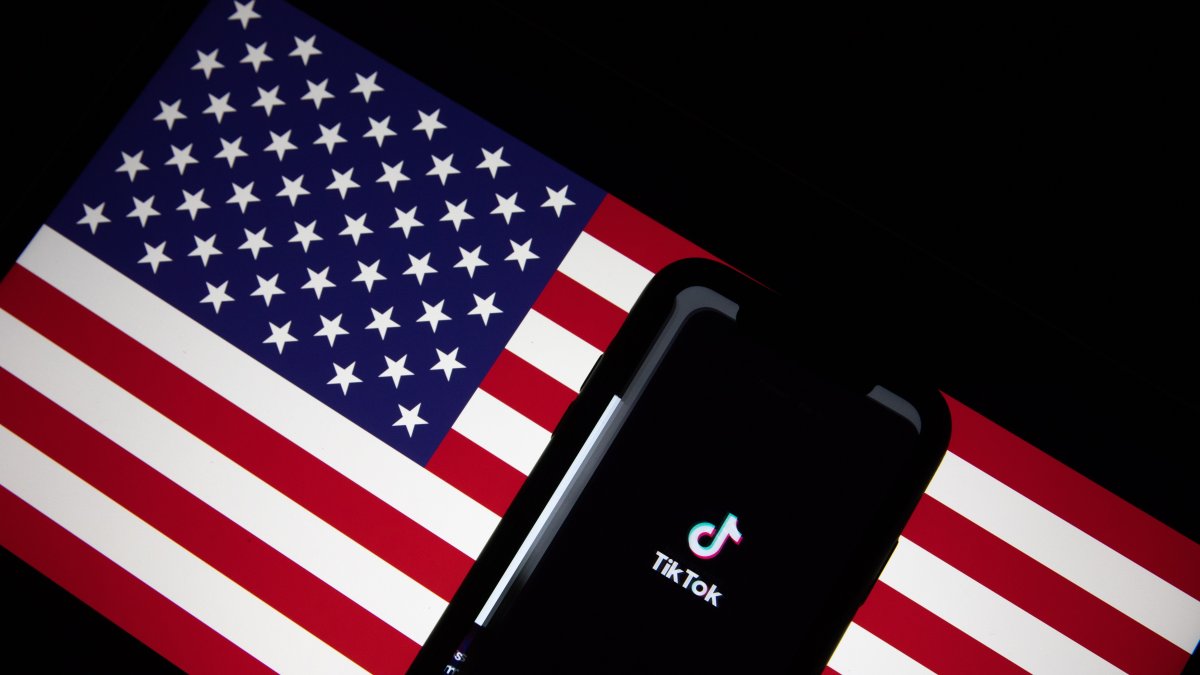 La ley de Texas entró en vigor el miércoles y veta el aborto a las seis semanas de gestación, cuando se puede detectar el latido del corazón del feto y muchas mujeres no saben aún que están embarazadas.