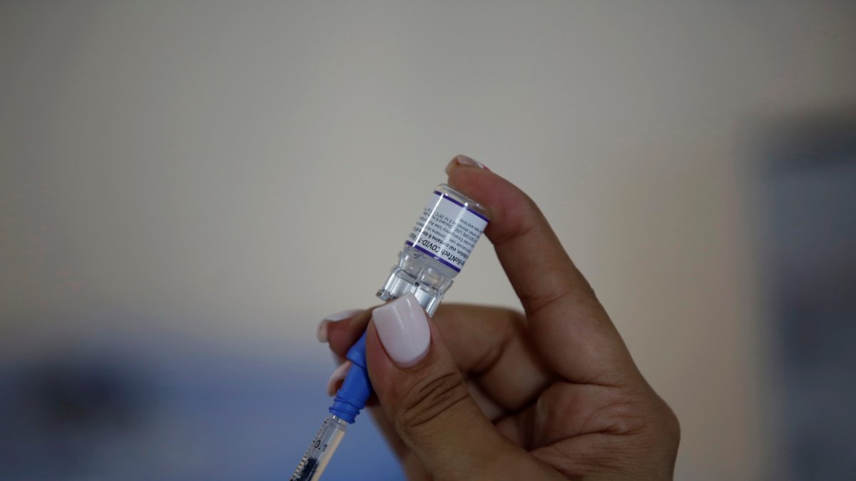 Las muestras se tomaron entre 4 y 6 semanas después de la aparición de los síntomas, entre marzo de 2020 y enero de 2021.