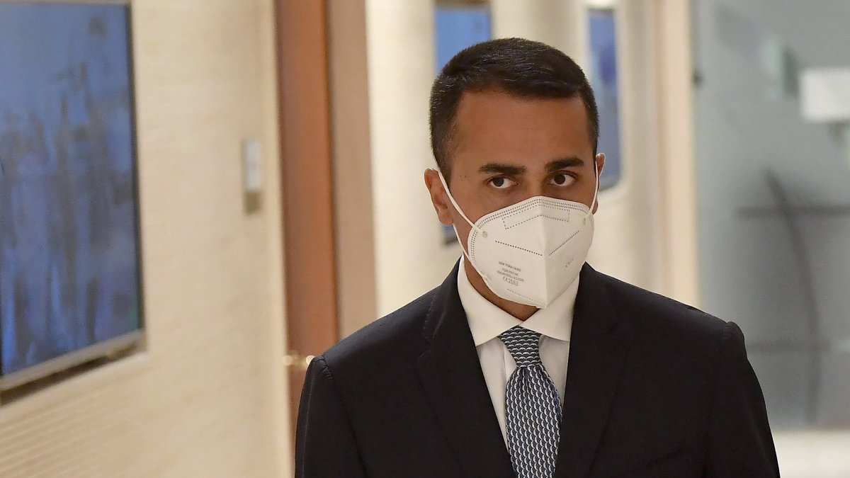 Reconocimiento y ayuda, medidas de presión contra los talibanes, según Italia.