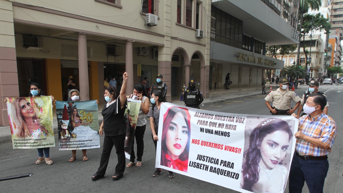 Referencial. Uno de los casos que más reclamo ha suscitado es el femicidio de Lisbeth Baquerizo. Su pareja está prófuga.