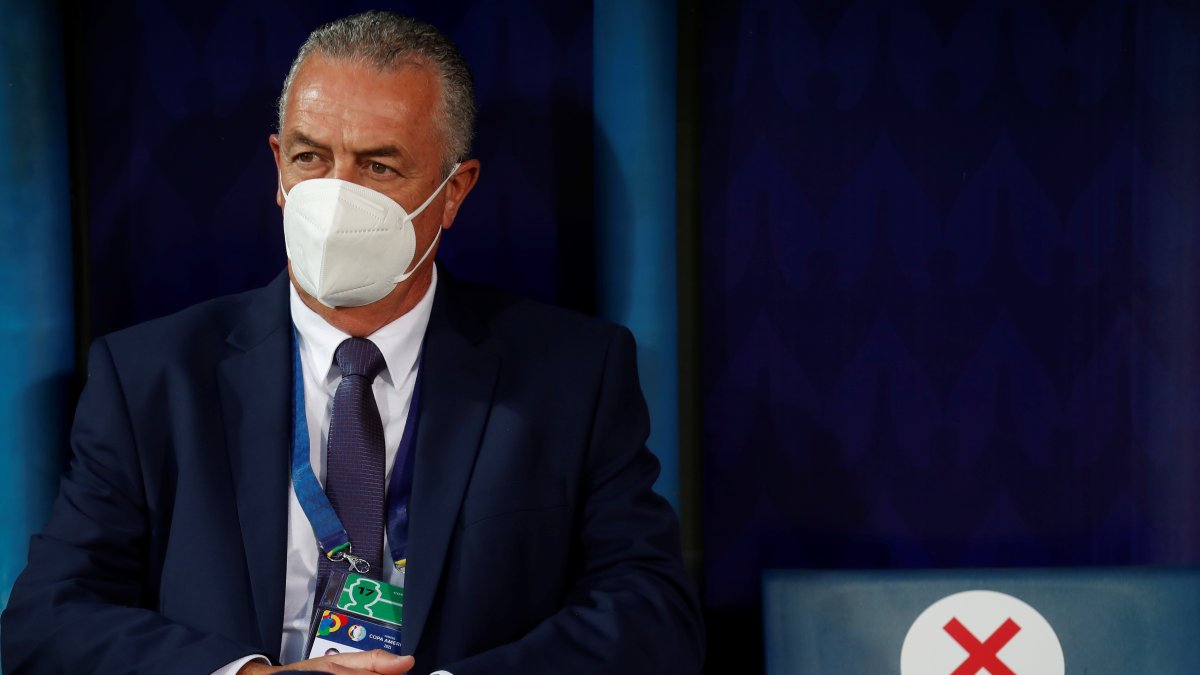 El seleccionador de Ecuador, Gustavo Alfaro, en una fotografía de archivo.