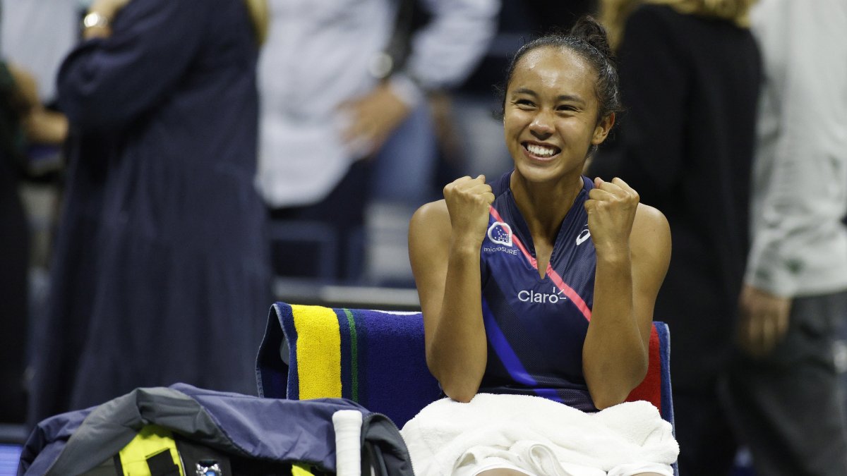 Leylah no se lo creía tras vencer a Sabalenka. Hoy con Raducanu, jugarán la primera final entre dos jugadores muy jóvenes desde el US Open 1999, cuando Serena Williams, de 17 años, derrotó a Martina Hingis, de 18.