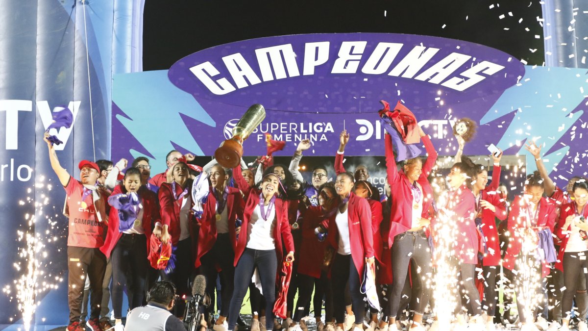 Deportivo Cuenca ganó su segunda Superliga femenina.