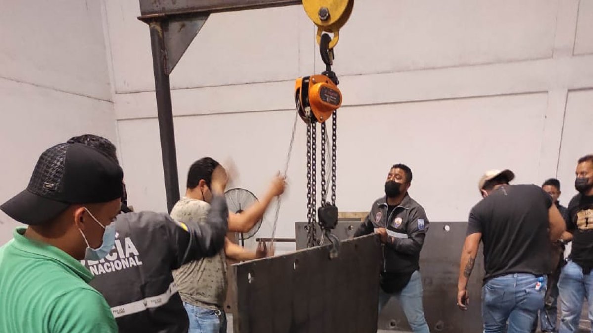 Durán. La droga estaba oculta entre planchas de metal soldadas.