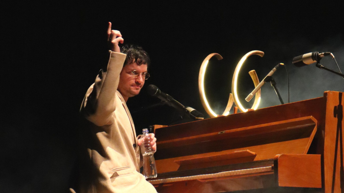 Felipe Le, frontman de la banda.