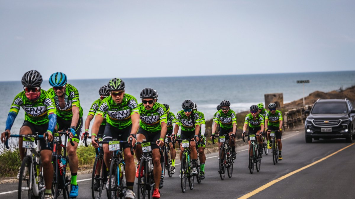 La prueba, pese a que se desarrolla en la Costa, presenta exigentes puertos de montaña para los ciclistas.
