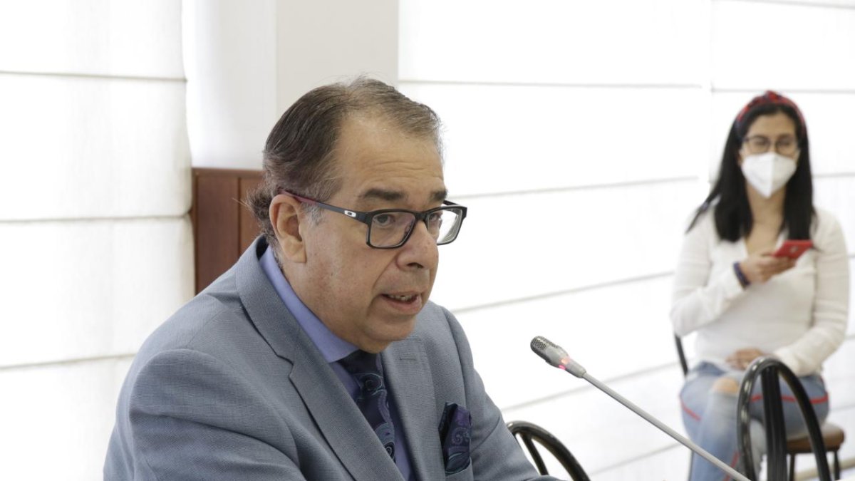 Marcelo Reinoso de Coca Codo Sinclair acudió a la comisión de fiscalización presidida por el asambleísta Fernando Villavicencio.