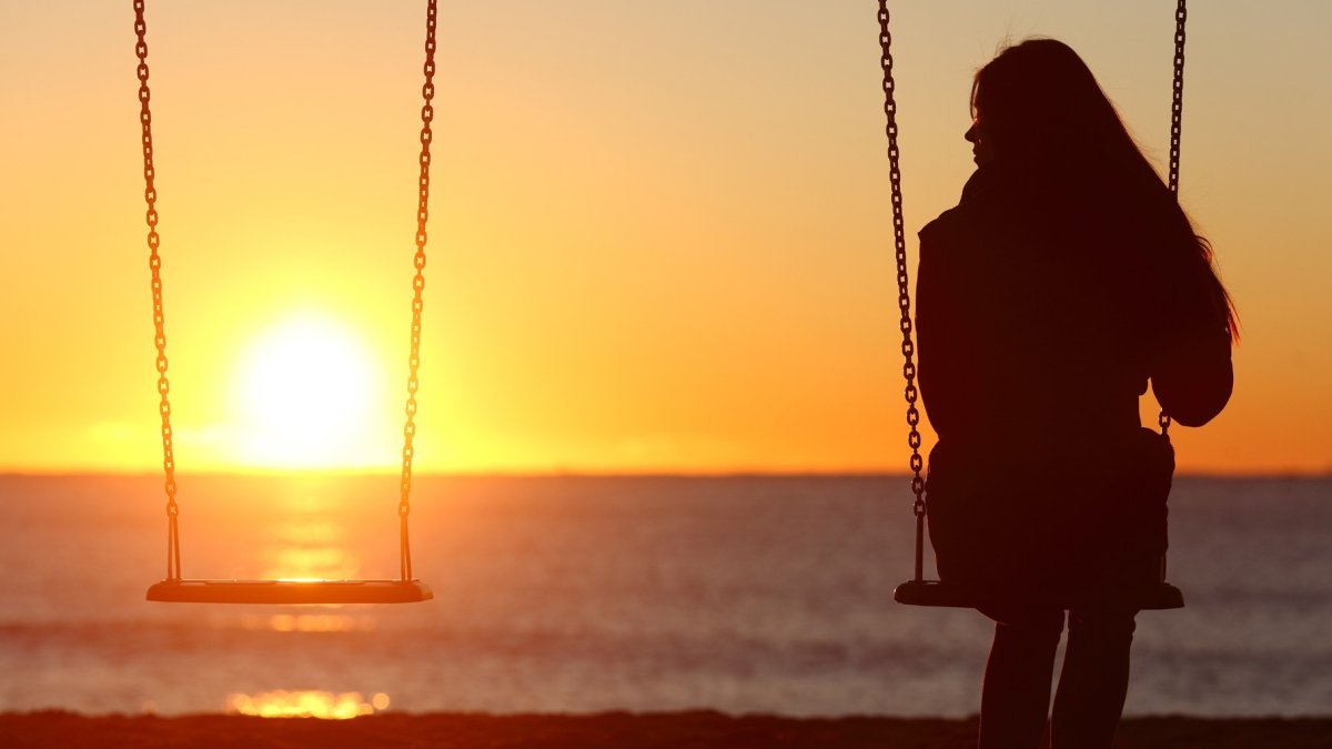 Lidiar con el dolor que genera la pérdida de ese ser querido es parte de la fase del duelo.