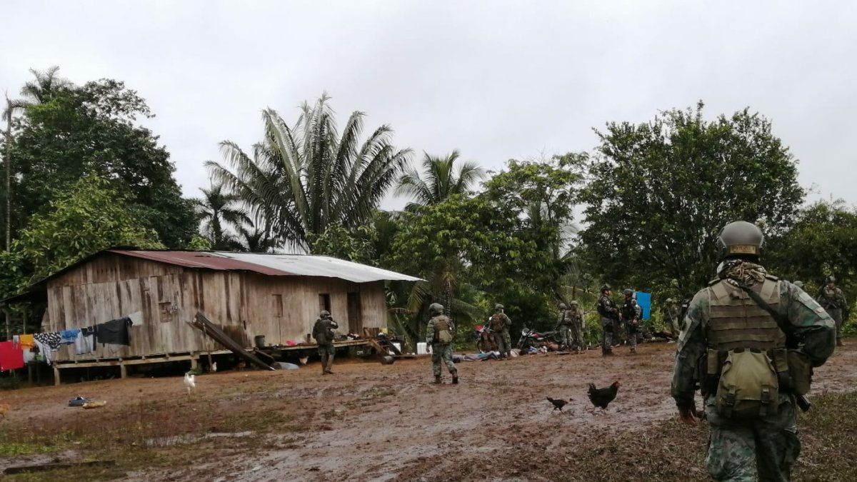 Localización. Los militares hallaron un posible sitio de descanso de grupos armados ilegales.