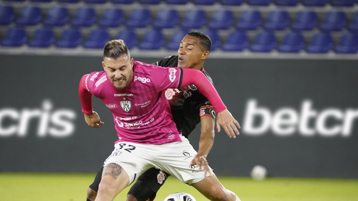 Bauman volvió a marcar, pero no le alcanzó para que su club sume tres puntos.