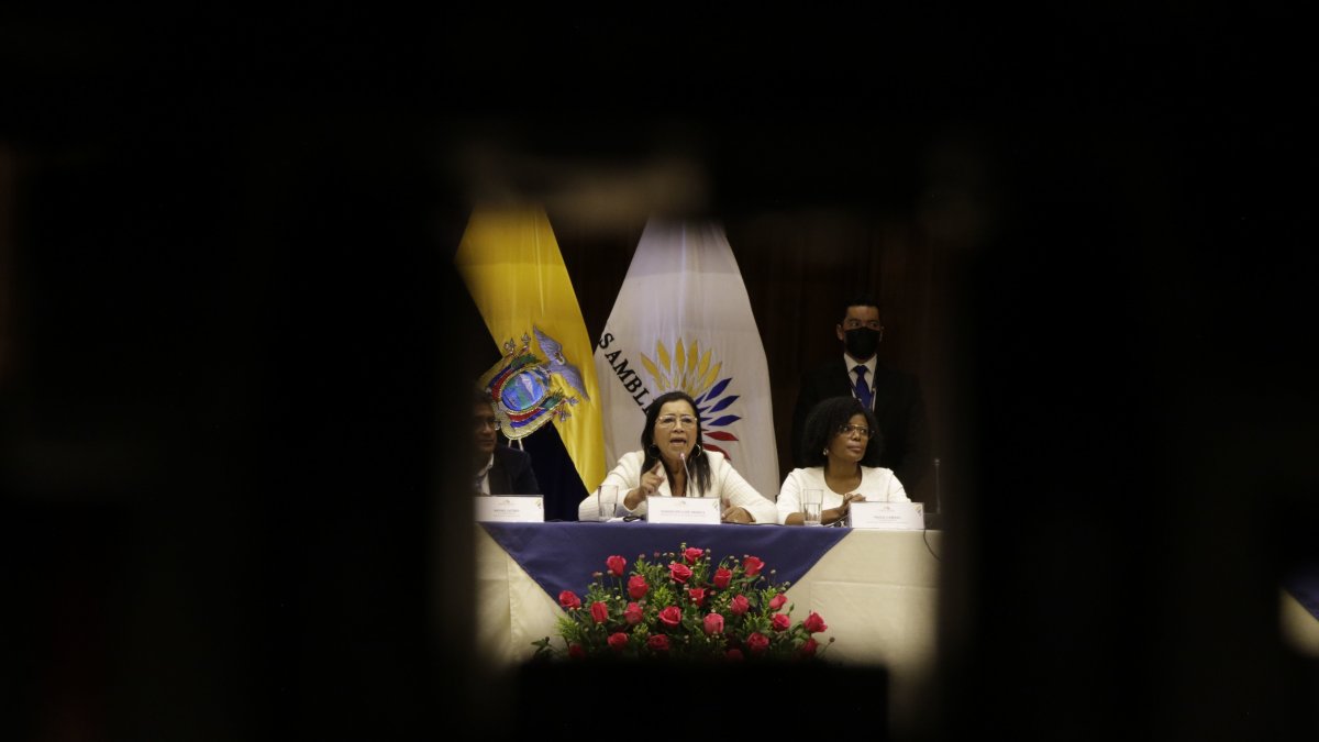 La presidenta Guadalupe Llori junto con jefes de bloques mantuvieron un conversatorio con la prensa en la Asamblea ayer 27 septiembre del 2021.