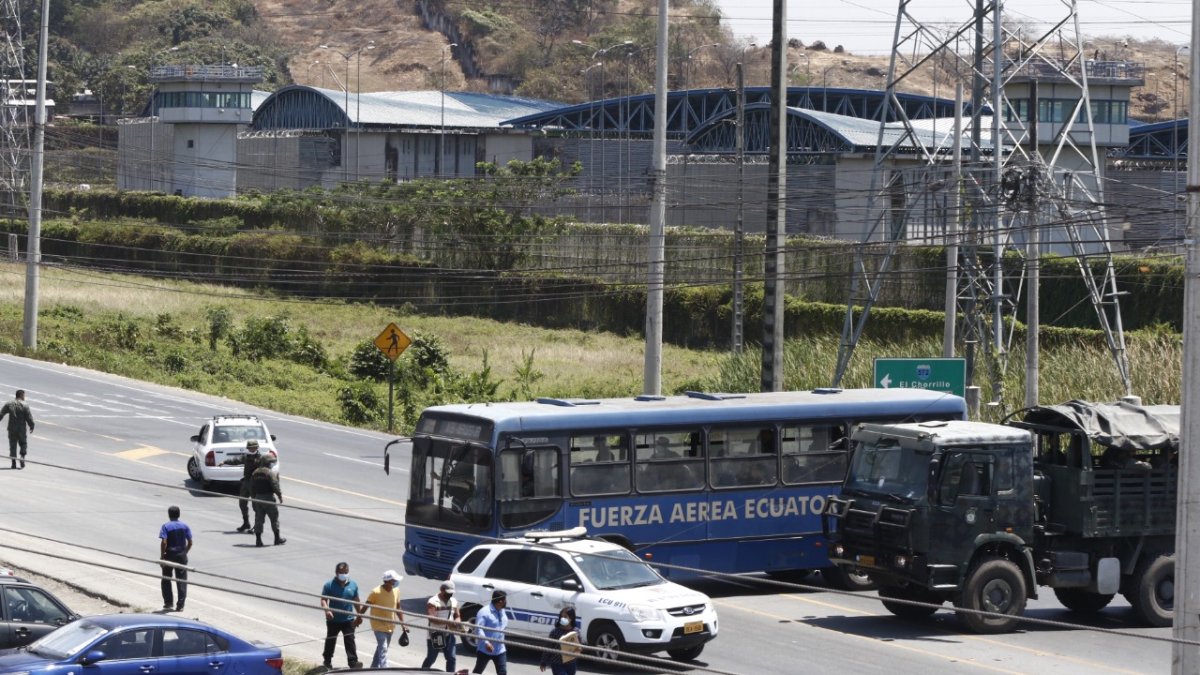 El mismo días de un nuevo enfrentamiento en la penitenciaría nombran al nuevo director del SNAI