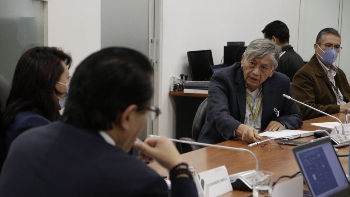 Fiscalización. Miguel Calahorrano, ministro de Energía entre 2009 y 2011 , dio detalles del caso Coca Codo Sinclair.