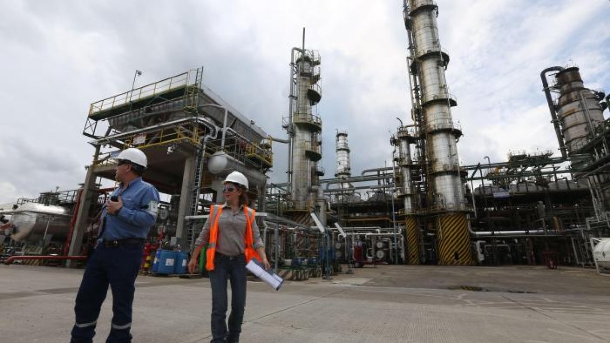 El incremento del precio del petróleo ha sido un factor clave para reactivar la economía del país.