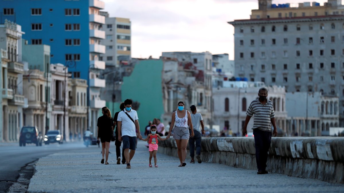 Referencial. La Habana flexibiliza medidas restrictivas dentro de reapertura gradual.