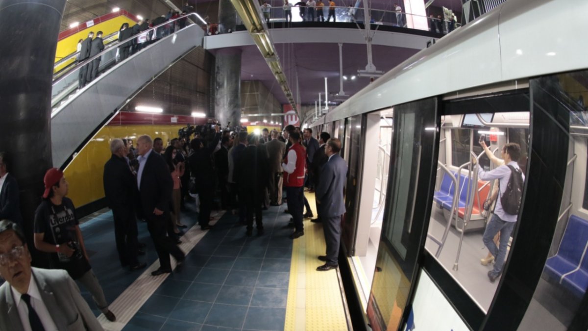 Operación. El sistema subterráneo de transporte permanece inconcluso.