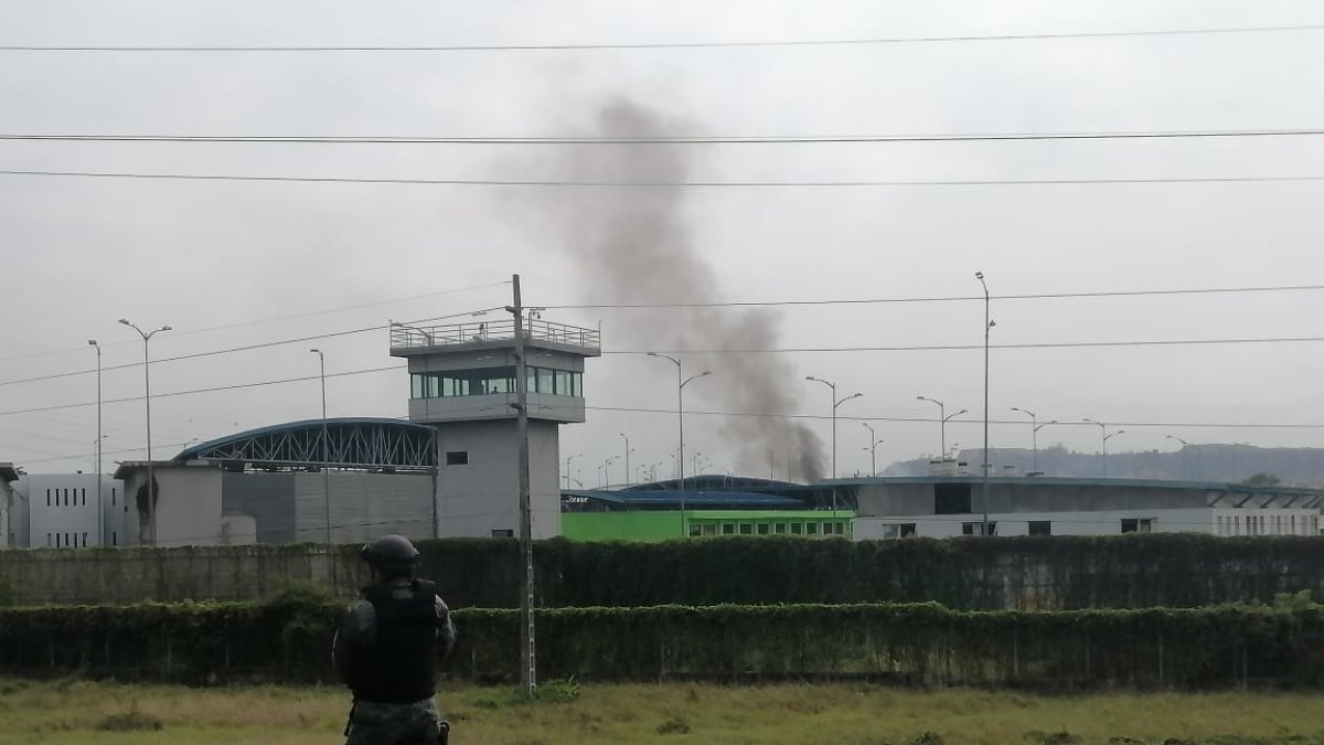 Ráfagas de tiros en la cárcel de Guayaquil.