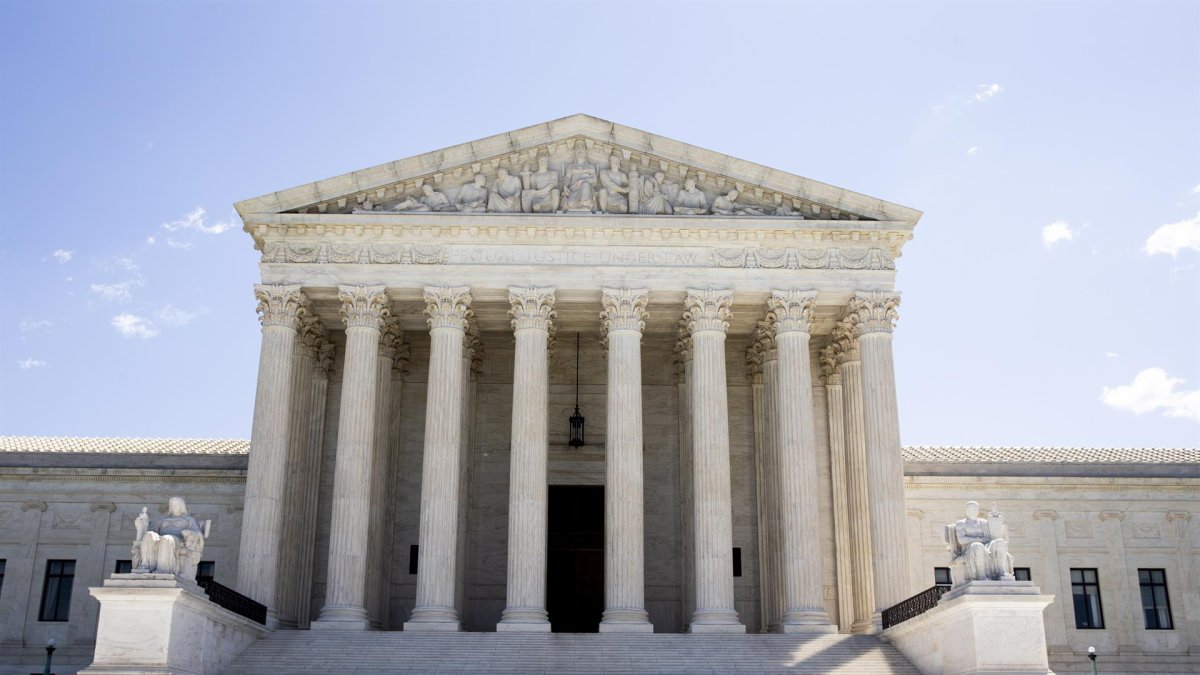 Vista del edificio sede del Tribunal Supremo de Estados Unidos, en Washington, en una fotografía de archivo.