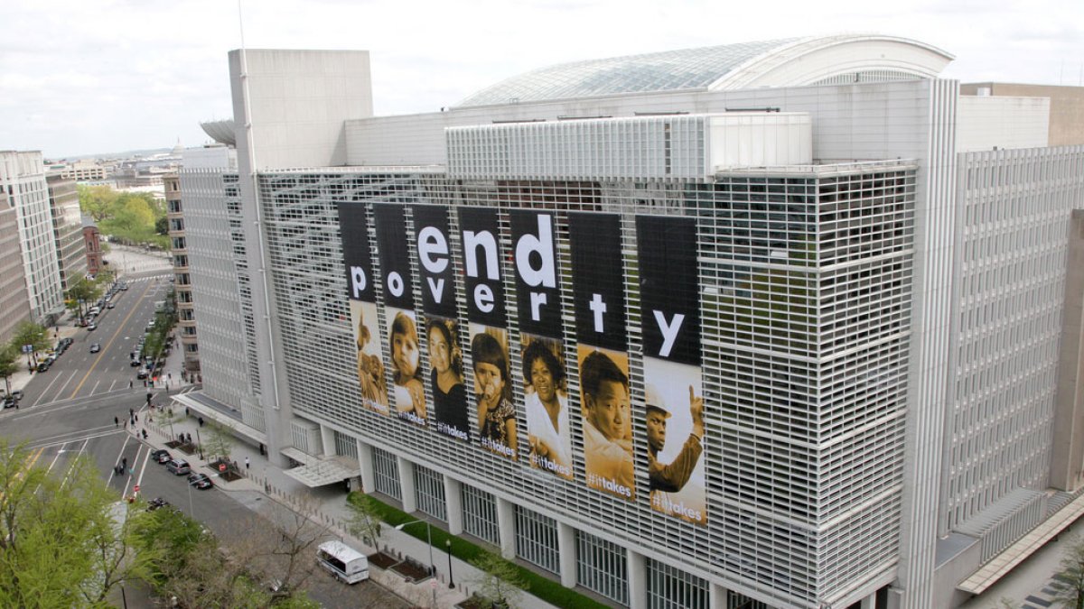 Edificio del Banco Mundial, en Washington DC (Estados Unidos). El organismo presentó su informe sobre la región este 6 de octubre.