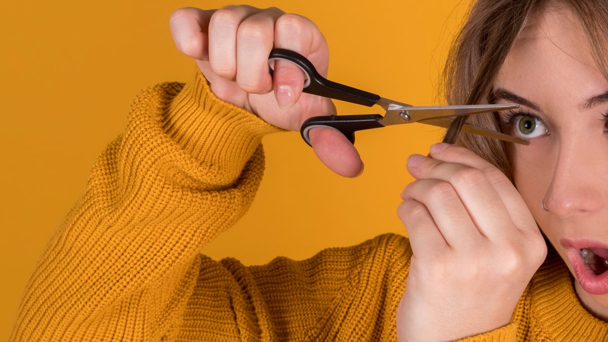 Mal corte de cerquillo.