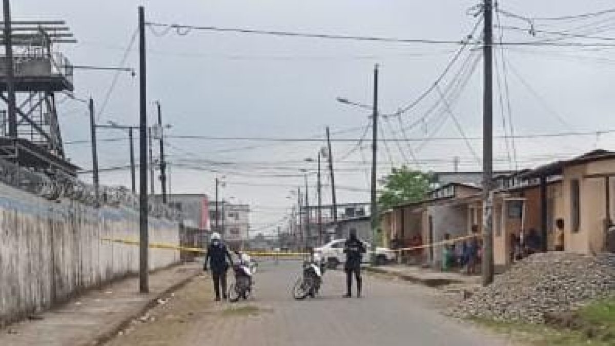 Esmeraldas. El Cuartel policial de San Lorenzo, en la frontera norte, fue atacado este sábado 8 de octubre de 2021.