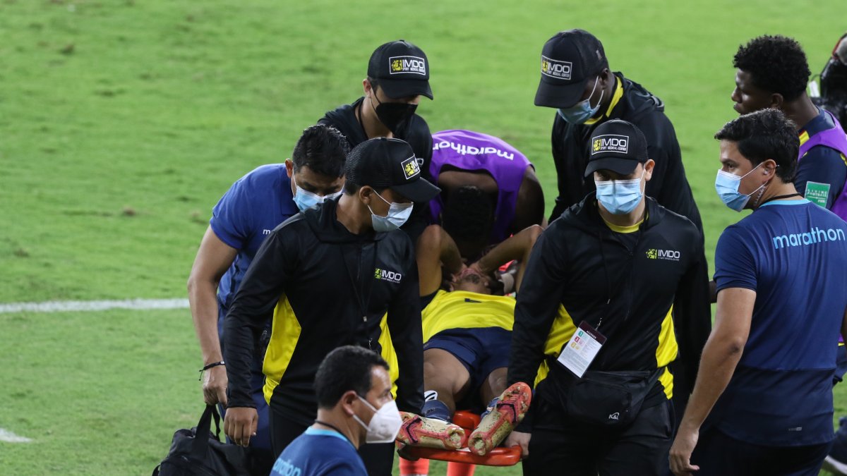 Byron Castillo dejó el gramado del Monumental en el duelo ante Bolivia.