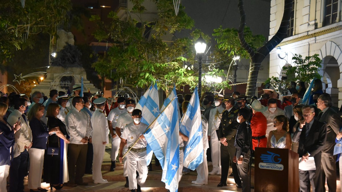 El evento inició cerca las 05:00 en la Plaza de la Administración.
