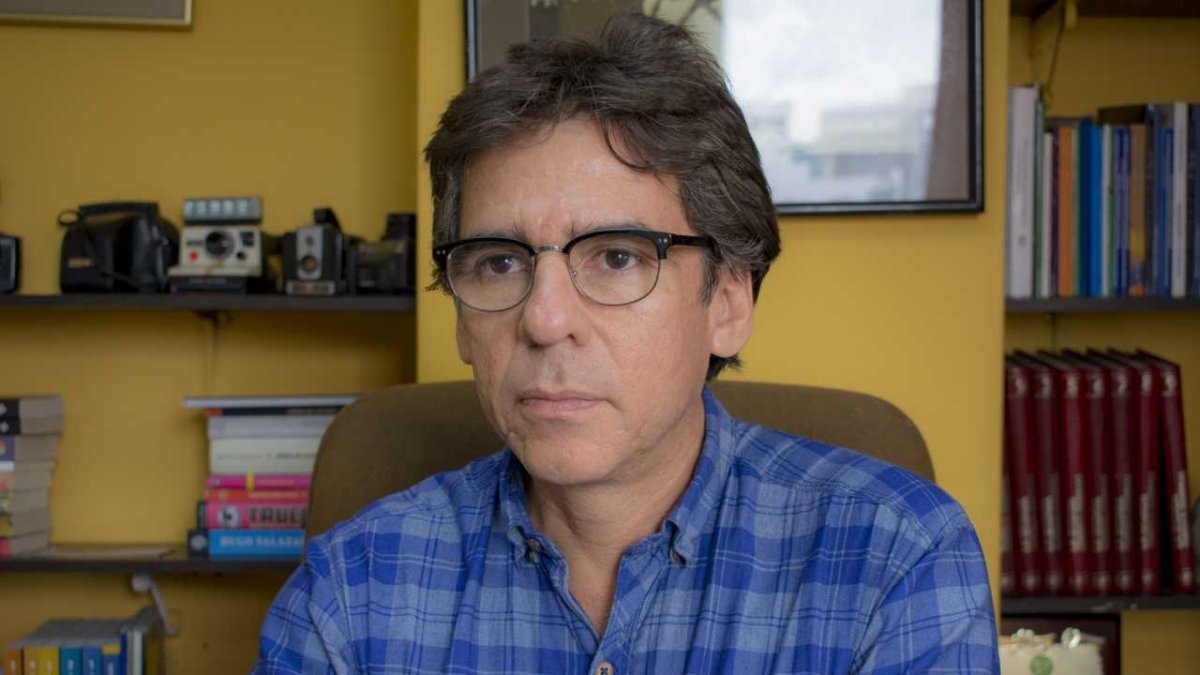 Billy Navarrete contó que los familiares de los reos sufren maltrato con ofrecimientos de información que nunca llegan. Y adelantó que hay quienes aún no tienen noticia de sus parientes dentro.