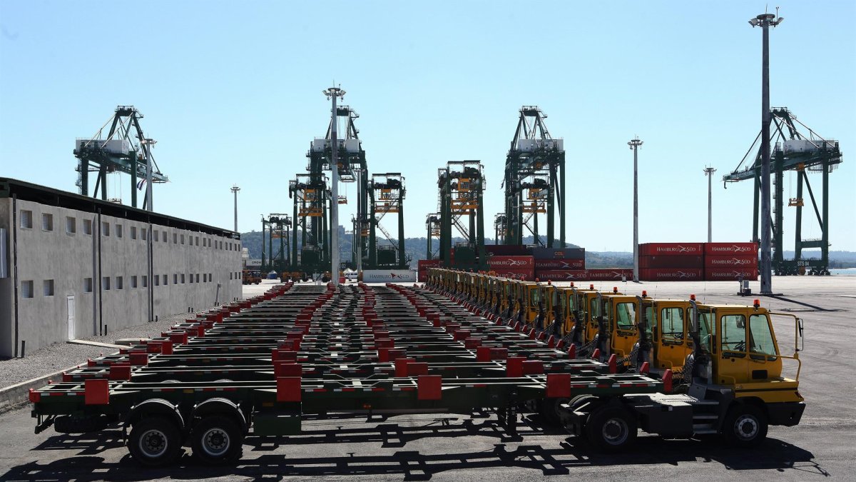 Vista de la terminal de contenedores un puerto, en una fotografía de archivo.