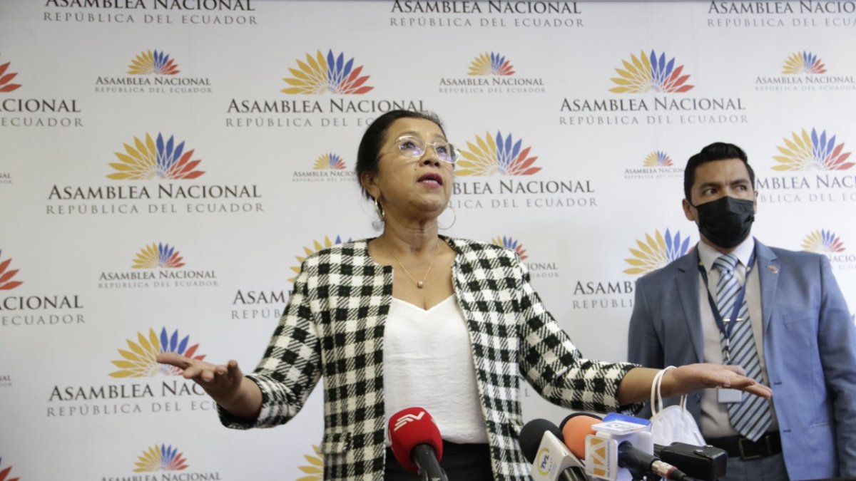 Presidenta. Guadalupe Llori escogió un tono conciliador para llamar a que el Gobierno presente sus reformas.