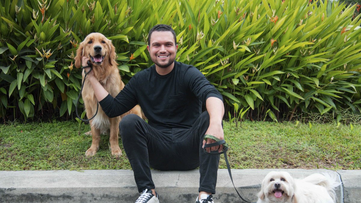 Josué Sánchez ha logrado crear un patrimonio fuera de la política.