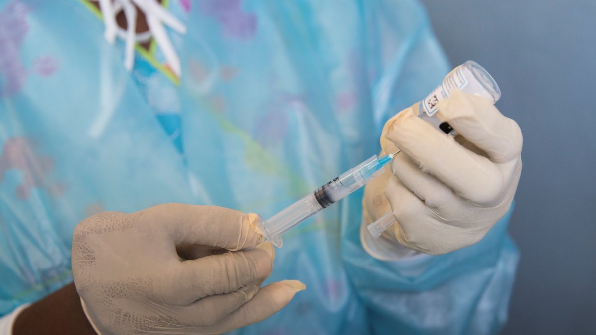 El Ministerio de Salud haitiano decidió ceder las dosis a Honduras, que fueron producidas por Moderna, porque caducan el próximo 6 de noviembre y no tiene tiempo de administrarlas.