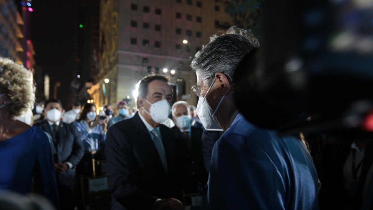 Jaime Nebot y Guillermo Lasso en la sesión solemne por los 201 años de Independencia de Guayaquil.