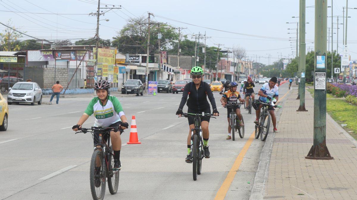 Participación. Los más emocionados de la jornada fueron los ciclistas.
