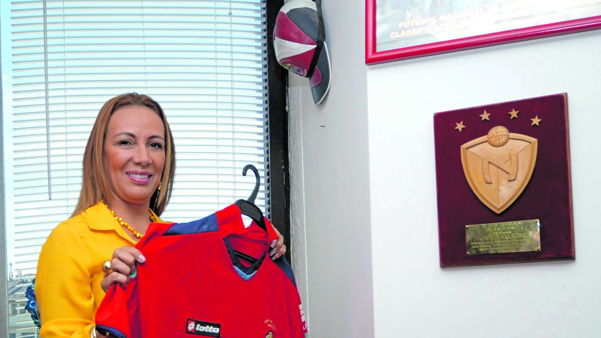 Lucía Vallecilla cumplió su primer período en El Nacional desde 2019. Debió llamar a elecciones en junio de este año, pero lo hizo en agosto.