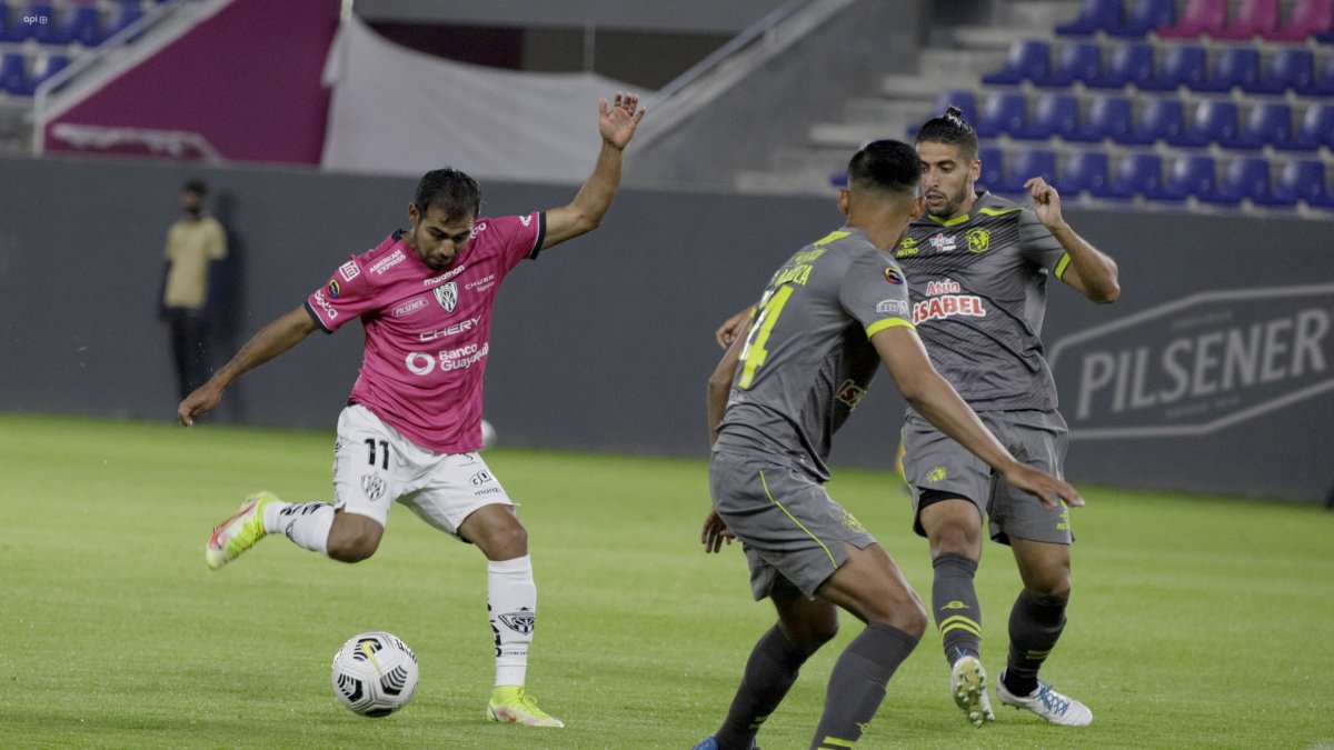 El Independiente del Valle registró su segundo empate consecutivo en casa. Los rayados siguen como líderes.