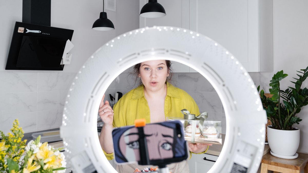 Hay que aprender a detectar cuáles son los verdaderos influencers y cuáles los falsos.