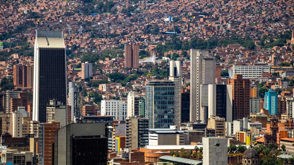 Medellín la ciudad que dominó la violencia que tuvo un incremento entre los 80 y 90.