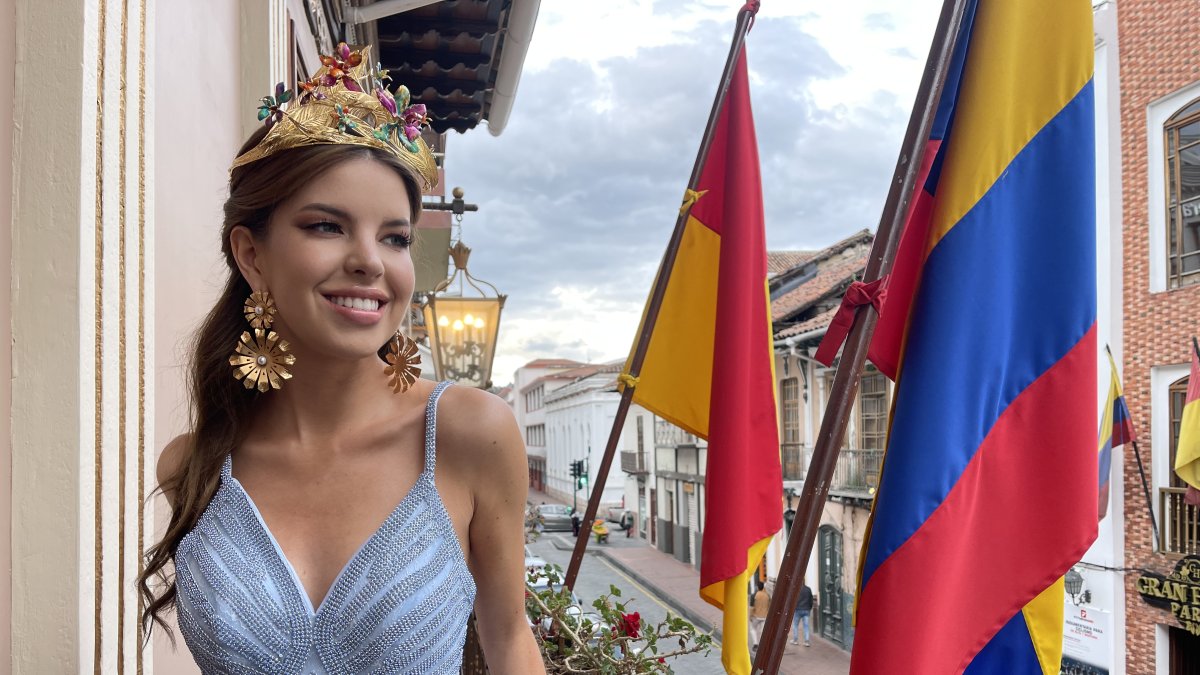 Tiene 20 años y estudia Comunicación Social. La elección se realizó en el Teatro Carlos Cueva Tamariz.