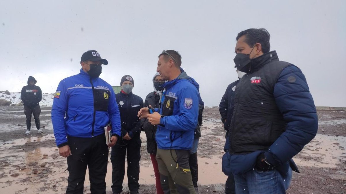 Debido a la magnitud del desastre, diferentes autoridades establecieron una mesa técnica.